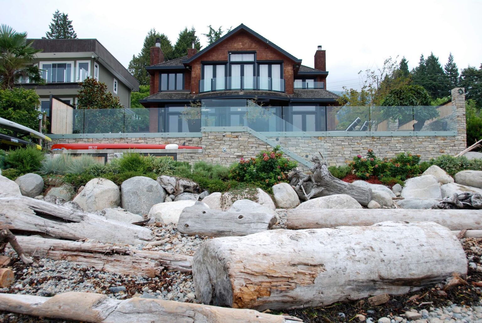 High end landscape construction by Fossil Landscape Construction in Vancouver BC featuring refined outdoor spaces, detailed craftsmanship and timeless design.