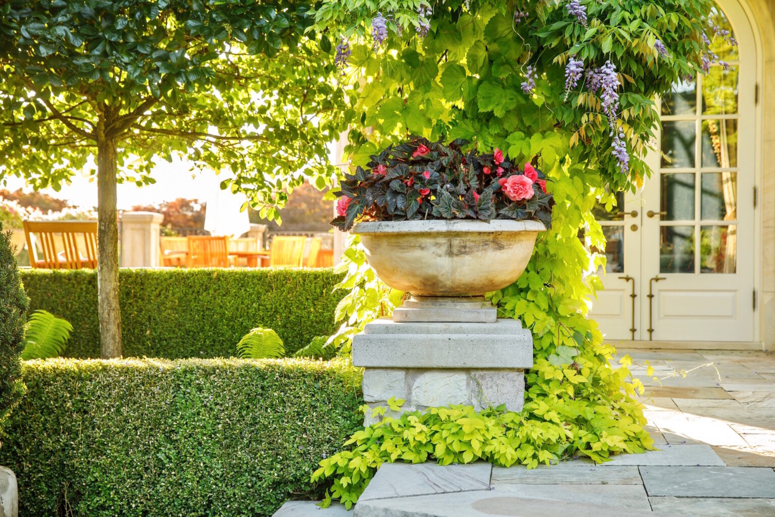 High end landscape construction by Fossil Landscape Construction in Vancouver BC featuring refined outdoor spaces, detailed craftsmanship and timeless design.