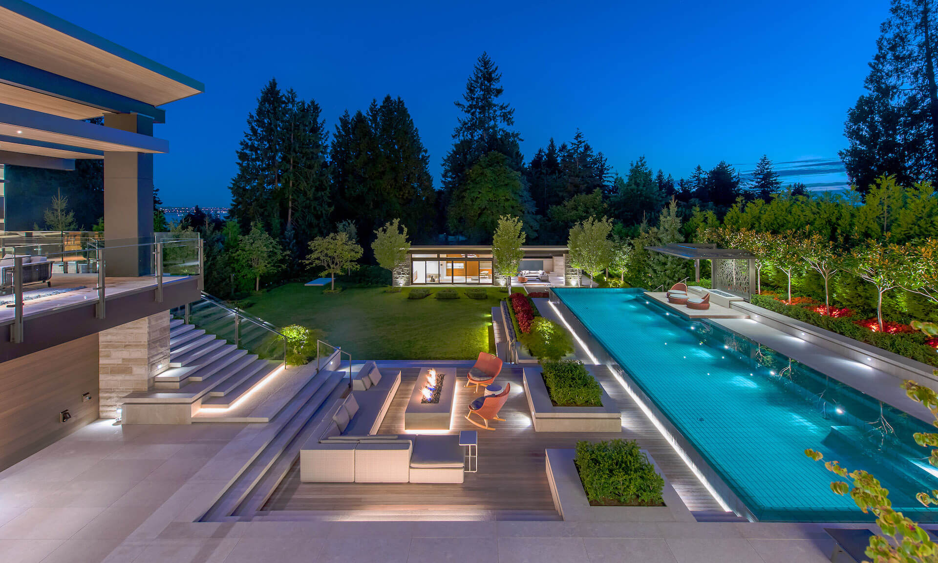 High end landscape construction by Fossil Landscape Construction in Vancouver BC featuring refined outdoor spaces, detailed craftsmanship and timeless design.