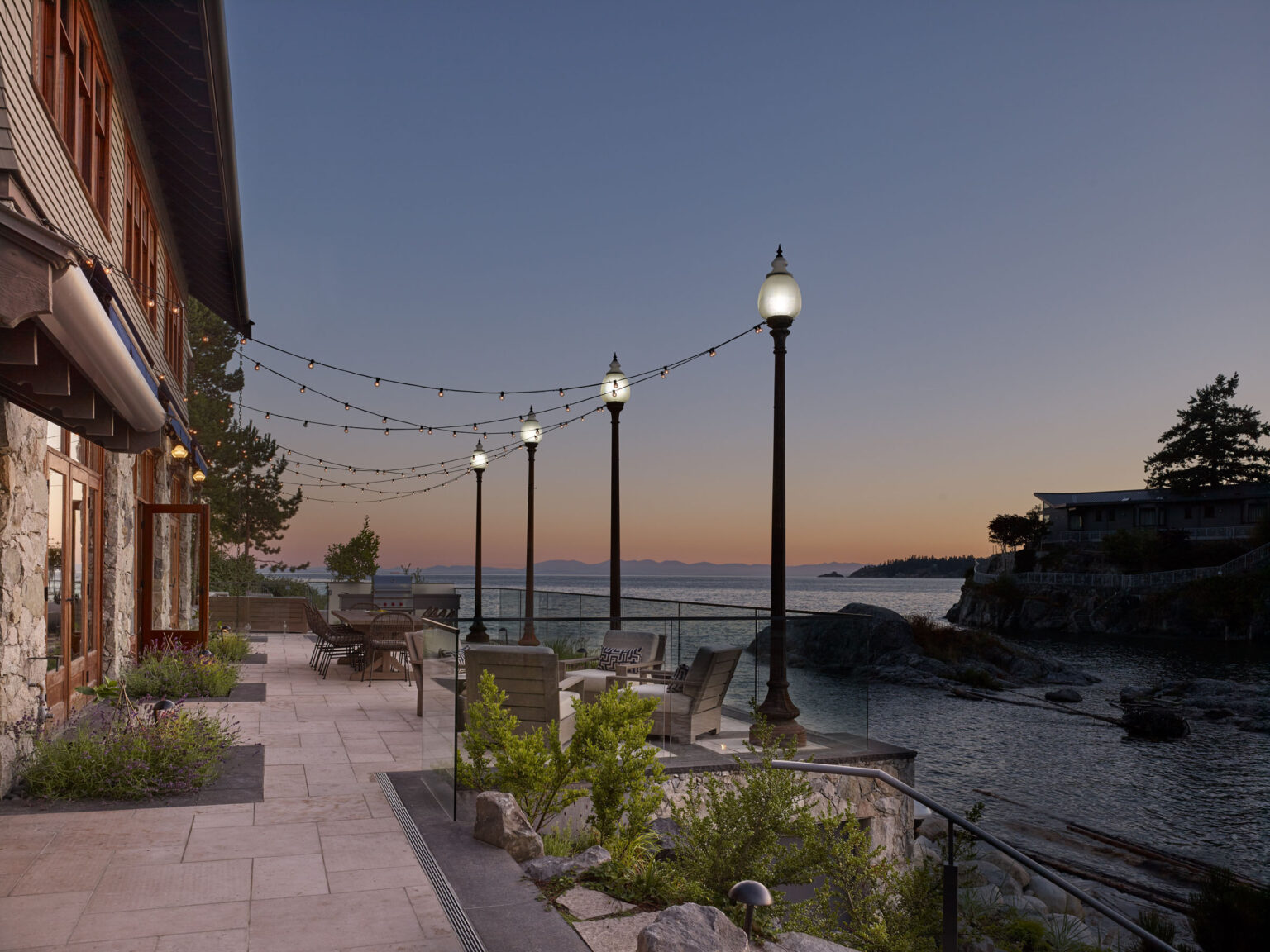 High end landscape construction by Fossil Landscape Construction in Vancouver BC featuring refined outdoor spaces, detailed craftsmanship and timeless design.