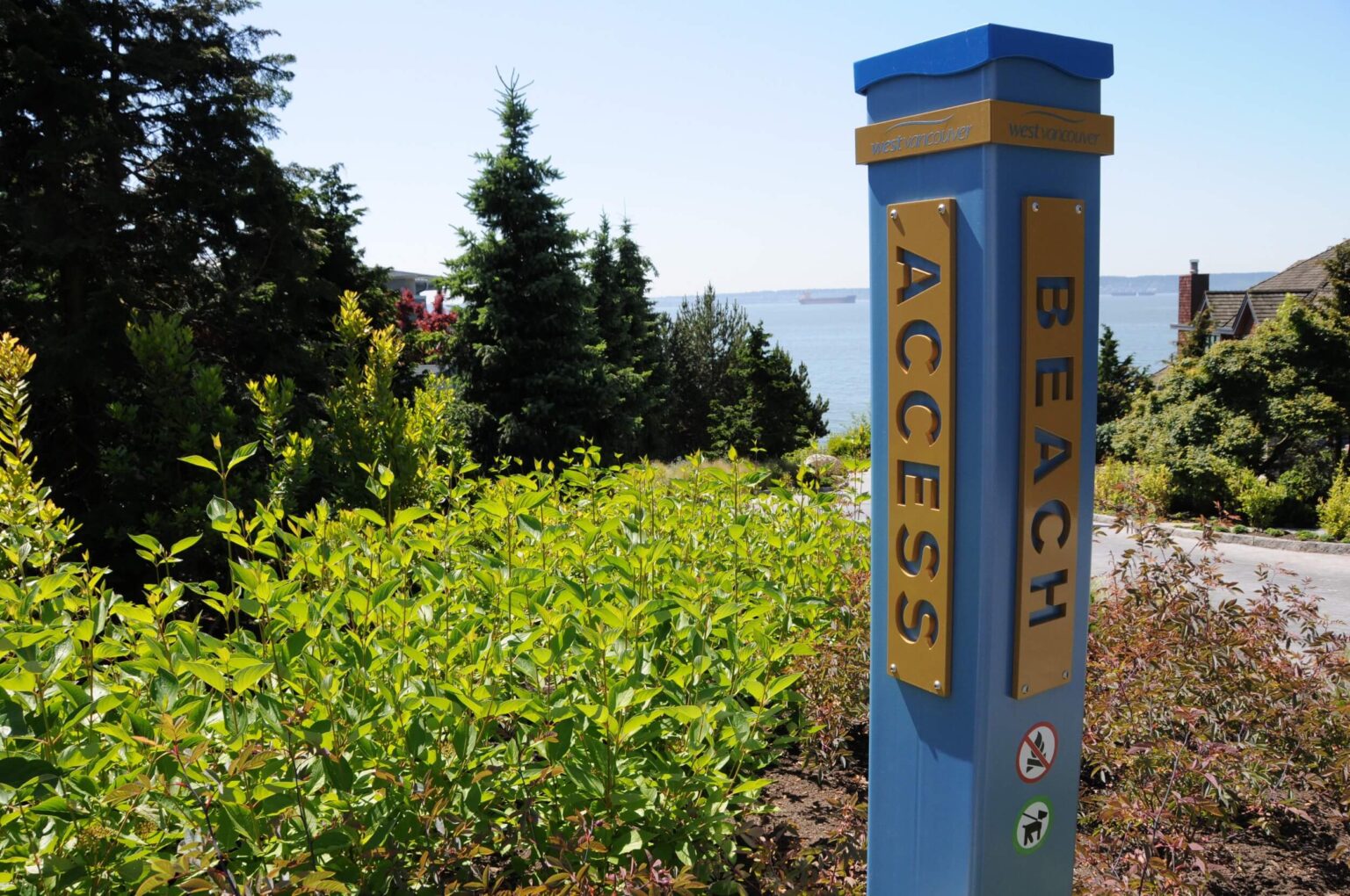 High end landscape construction by Fossil Landscape Construction in Vancouver BC featuring refined outdoor spaces, detailed craftsmanship and timeless design.