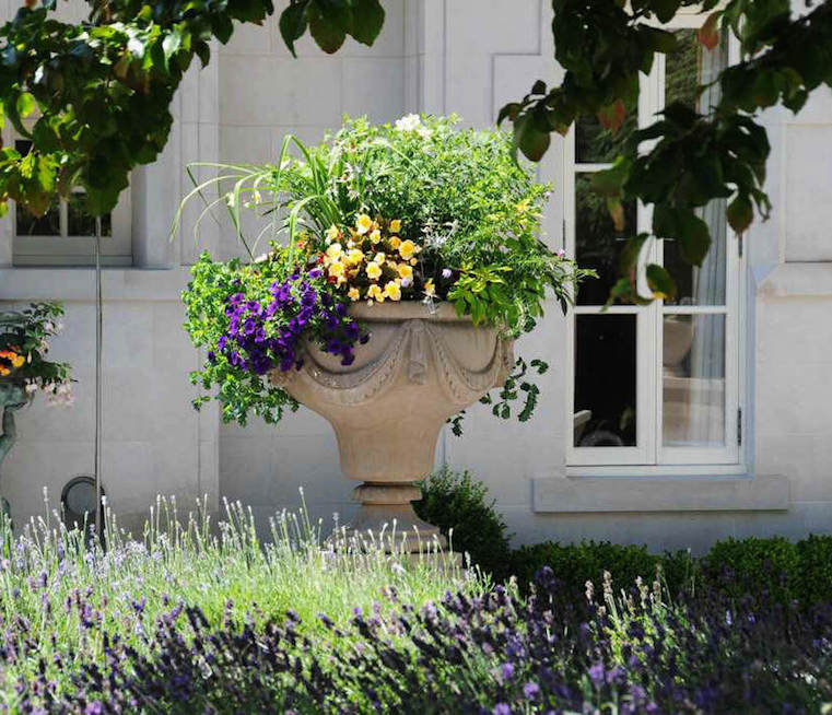 High end landscape construction by Fossil Landscape Construction in Vancouver BC featuring refined outdoor spaces, detailed craftsmanship and timeless design.