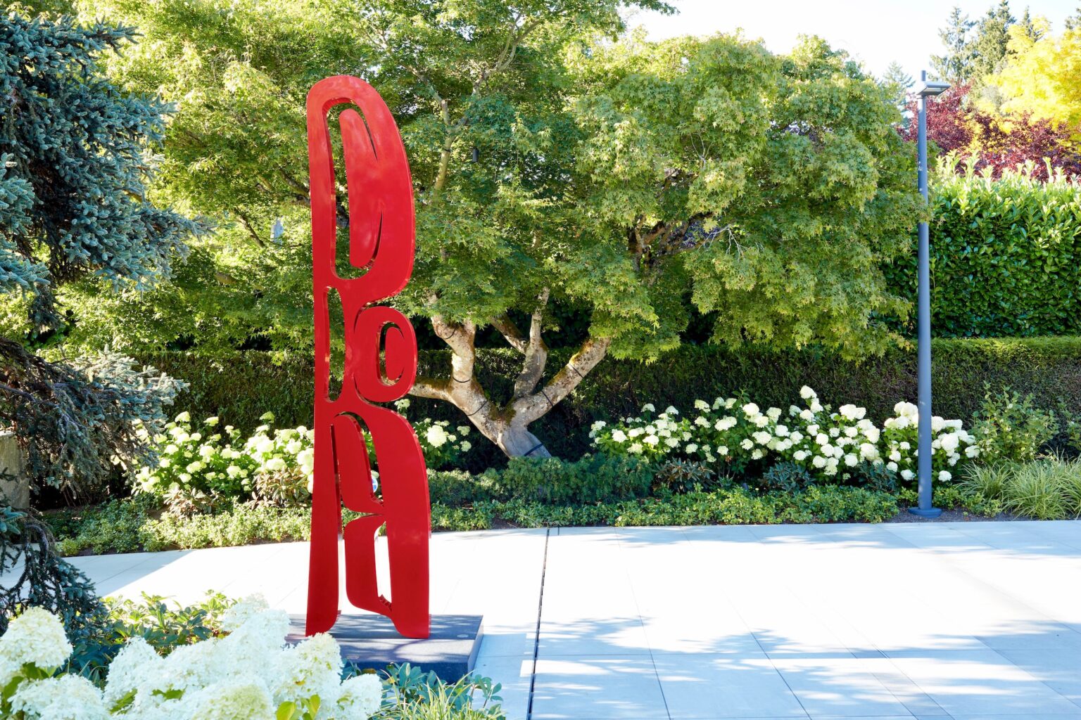 High end landscape construction by Fossil Landscape Construction in Vancouver BC featuring refined outdoor spaces, detailed craftsmanship and timeless design.