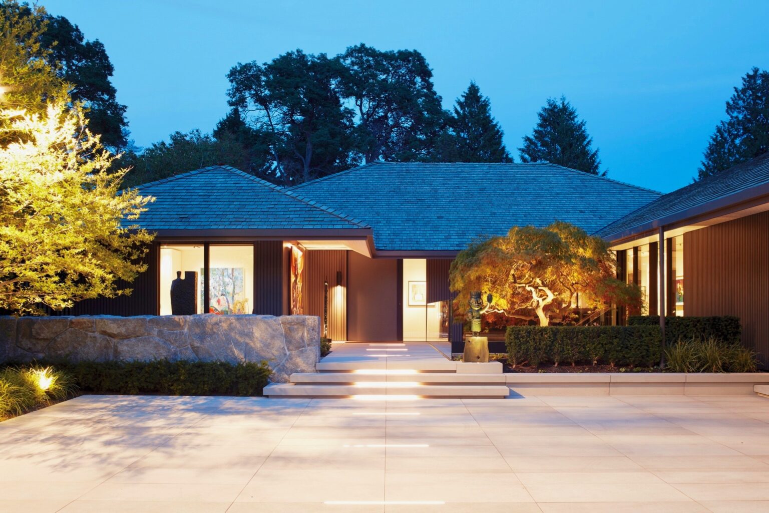 High end landscape construction by Fossil Landscape Construction in Vancouver BC featuring refined outdoor spaces, detailed craftsmanship and timeless design.