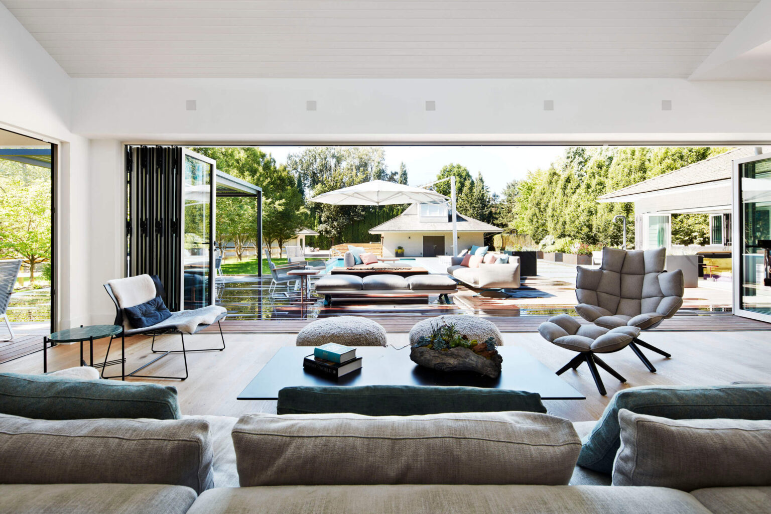 High end landscape construction by Fossil Landscape Construction in Vancouver BC featuring refined outdoor spaces, detailed craftsmanship and timeless design.