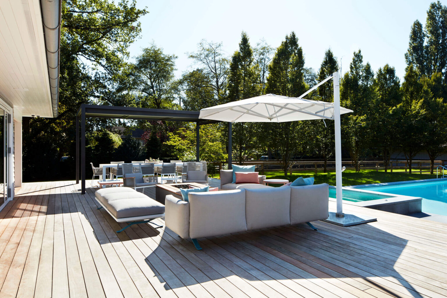 High end landscape construction by Fossil Landscape Construction in Vancouver BC featuring refined outdoor spaces, detailed craftsmanship and timeless design.