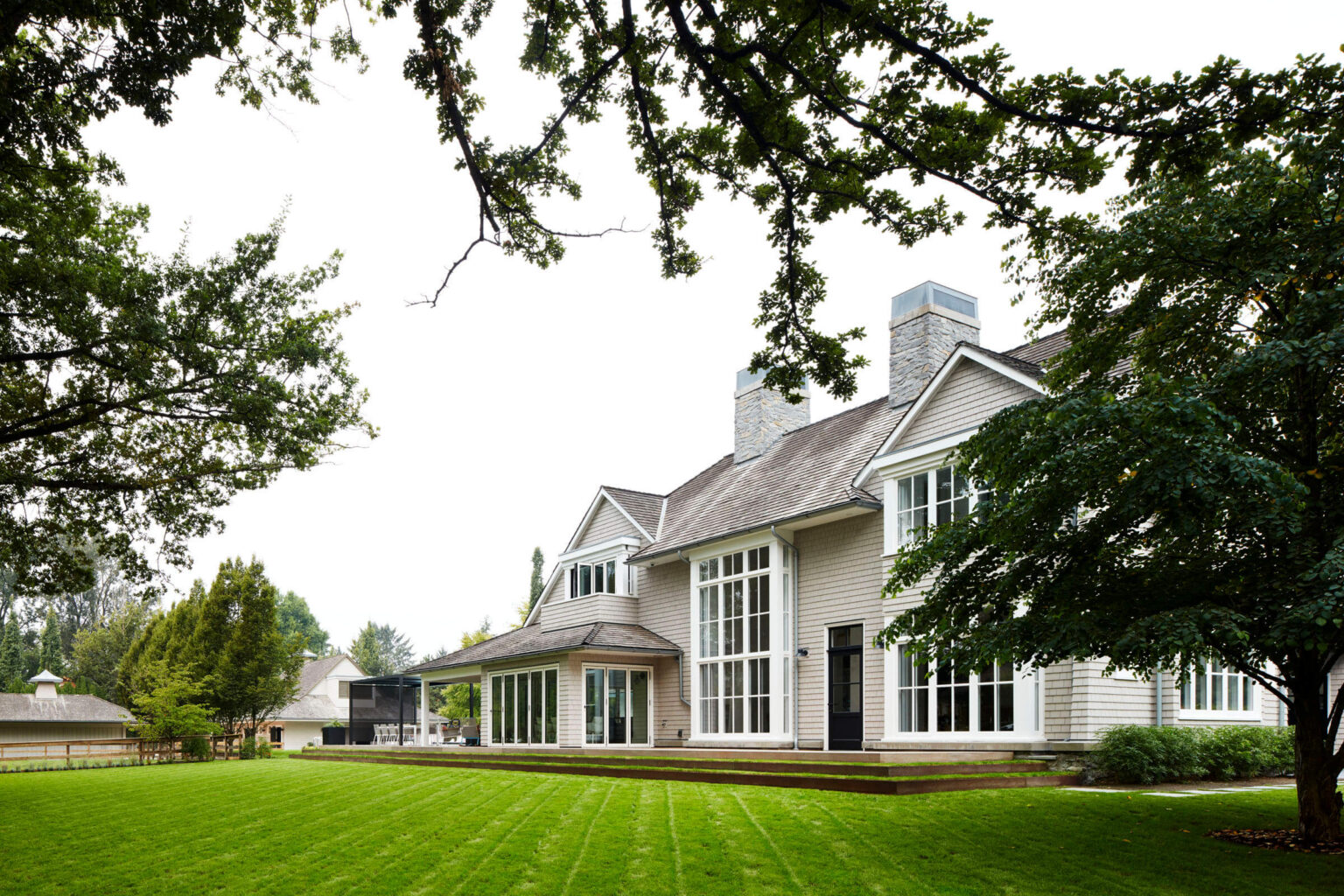 High end landscape construction by Fossil Landscape Construction in Vancouver BC featuring refined outdoor spaces, detailed craftsmanship and timeless design.
