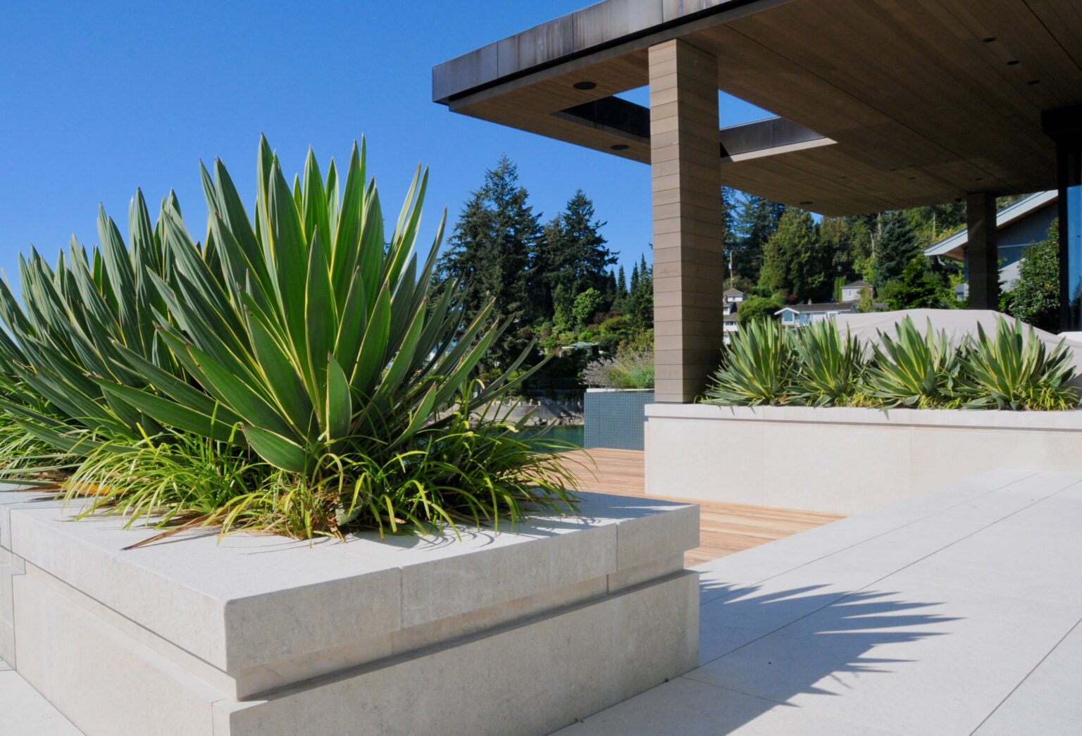 High end landscape construction by Fossil Landscape Construction in Vancouver BC featuring refined outdoor spaces, detailed craftsmanship and timeless design.